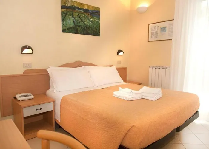 ホテル Pet Virginia - Per Cani 3*